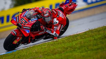Сенсация на Гран При Чехии MotoGP: Баньяя завоевал первый поул в сезоне