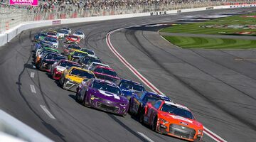 Лучшие приложения для любителей NASCAR