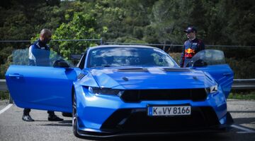 Макс Ферстаппен протестировал самый быстрый и самый дорогой Ford Mustang в истории