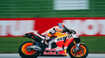 Кейси Стоунер вернулся в седло мотоцикла MotoGP