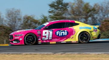 Рубенс Баррикелло стал чемпионом NASCAR