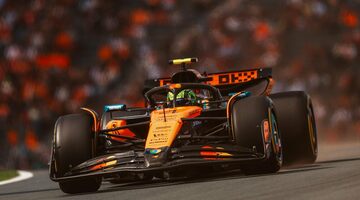 Пилоты McLaren начали уик-энд в Зандворте в доминирующем стиле