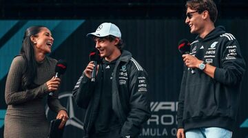 Тото Вольф подтвердил состав пилотов Mercedes на 2026 год