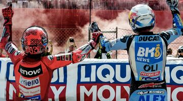 Марк Маркес одержал победу на домашнем этапе Ducati в Мизано