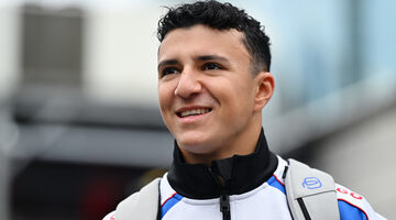 Мартин Брандл дал Исаку Хаджару совет на фоне слухов о переходе в Red Bull