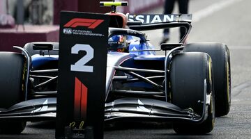 Жак Вильнёв заявил, что уход Сайнса ослабил Ferrari