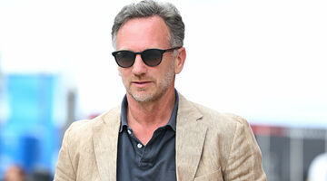 «Они с Флавио друзья…» Босс Alpine прокомментировал слухи о переговорах с Хорнером