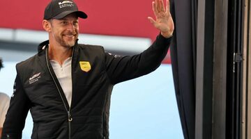 Дженсон Баттон объявил об уходе из гонок