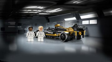 Lego выпустила конструктор с командой APXGP