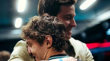 «Мальчик превращается в юношу». Тото Вольф про Кими Антонелли 