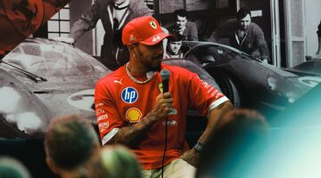 Раскрыты реальные сроки контрактов Хэмилтона и Леклера в Ferrari