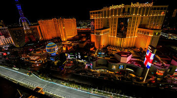 Трансляция первой тренировки Гран При Лас-Вегаса Формулы 1