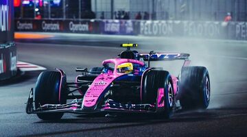 Alpine получила штраф за нарушение правил использования шин