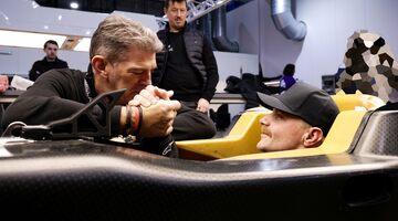 Валттери Боттас приступил к работе с Cadillac