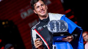 Один из лидеров «Дакара» пропустит гонку из-за «травмы ныряльщика»