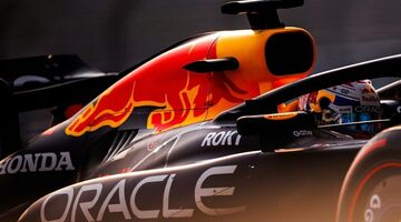 Лоран Мекис объяснил, почему в Red Bull не прекратили работать над машиной 2025 года