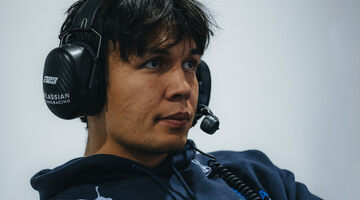 «Неделя отдыха – это мало». Алекс Албон – о жёстком графике пилотов