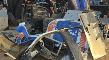 «Я самый тупой ублюдок на свете!» Гонщик потерял самообладание после аварии на «Дакаре-2026»