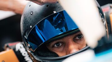 Андреа Кими Антонелли и Джордж Рассел прошли подгонку сиденья в болиде W17