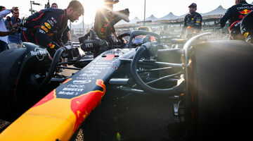 «Большую часть времени проведём в боксах». Ферстаппен – о тестах в Барселоне