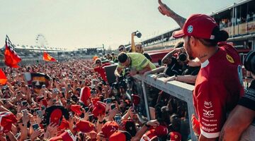 Льюис Хэмилтон: В Ferrari царит полная гармония, несмотря на все трудности