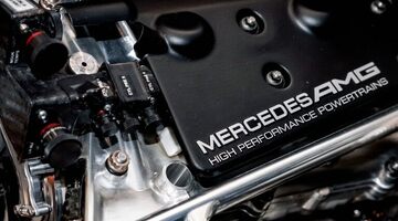 FIA назначила встречу с производителями моторов. Тема – обход правил Mercedes 