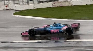 Появилось первое фото машины Alpine с мотором Mercedes