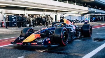 Red Bull Racing лидирует по итогам первого дня зимних тестов Ф1 2026 года