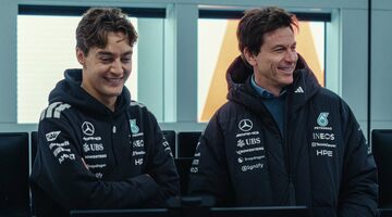 Тото Вольф: Рассел заслуживает статус фаворита сезона, но…