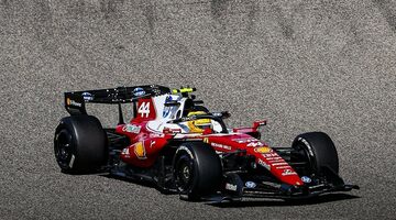 «Машина сильно скользит». Льюис Хэмилтон пожаловался на ветер