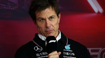 Тото Вольф назвал преимущество Mercedes от уловки с мотором
