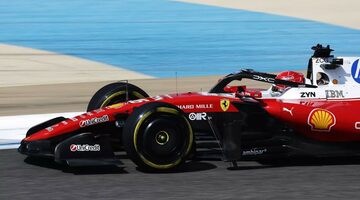 Ferrari впереди, у Red Bull и Mercedes проблемы. Итоги утра четверга на тестах Ф1 в Бахрейне