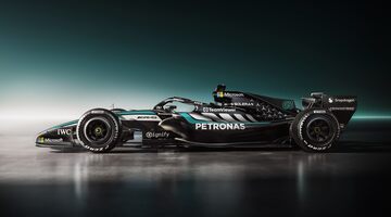 Petronas успел сертифицировать бензин для моторов Mercedes-AMG 