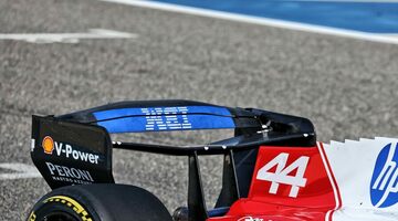 Льюис Хэмилтон подтвердил, что Ferrari будет использовать крыло-перевертыш в гонке