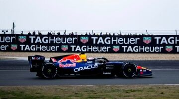 Лоран Мекис улетел из Китая на частном самолёте Макса Ферстаппена 