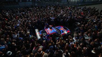 Макс Ферстаппен лишился победы в гонке на Нордшляйфе 