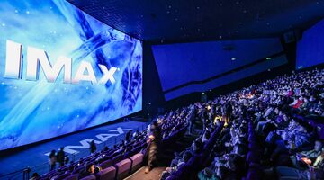 Формулу 1 начнут показывать в кинотеатрах