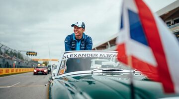 «Форум для жалоб». Албон рассказал, что происходит в общем чате пилотов