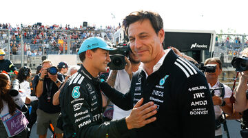 «Настоящий гонщик Mercedes». Тото Вольф хвалит Рассела