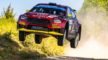 Йос Ферстаппен – про аварию: Столб развернул машину, мы приземлились на крышу