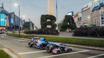 Франко Колапинто провёл показательные заезды в Аргентине