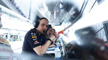 Ламбьязе назвал себя руководителем команды McLaren, Стелла ответил