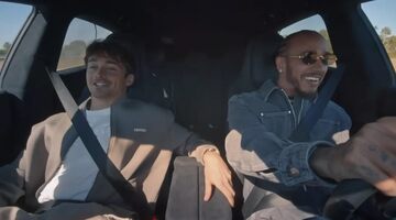 Льюис Хэмилтон и Шарль Леклер оценили электромобиль Ferrari
