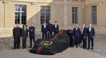 Alpine нацелилась на одного из гонщиков Mercedes-AMG