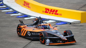 McLaren оштрафована на рекордную сумму за нарушение лимита расходов в Формуле E
