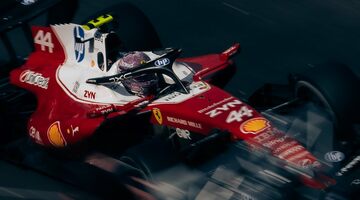 Льюис Хэмилтон: Эффективность машин Mercedes и Ferrari – это день и ночь