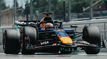 Юки Цунода отработал тесты с Red Bull в Барселоне