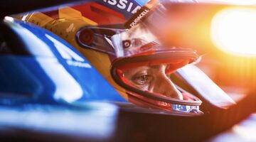 Источник: Карлос Сайнс-старший настаивает на переходе сына в Audi
