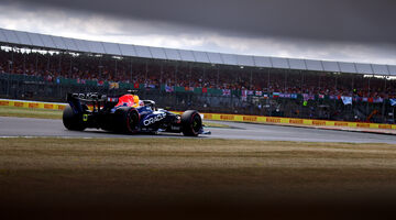 Red Bull Racing нашла причины проблемы с крылом-перевертышем
