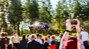 Сами Паяри одержал вторую подряд победу в WRC